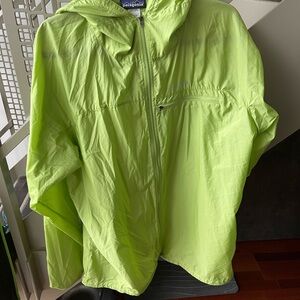Patagonia windbreaker